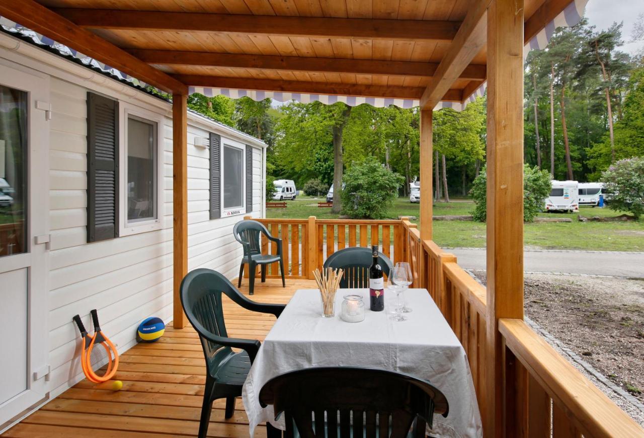 Knaus Campingpark Nuernberg Екстер'єр фото